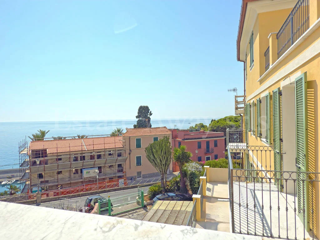 2 - vente appartement vue mer bordighera ligurie italie