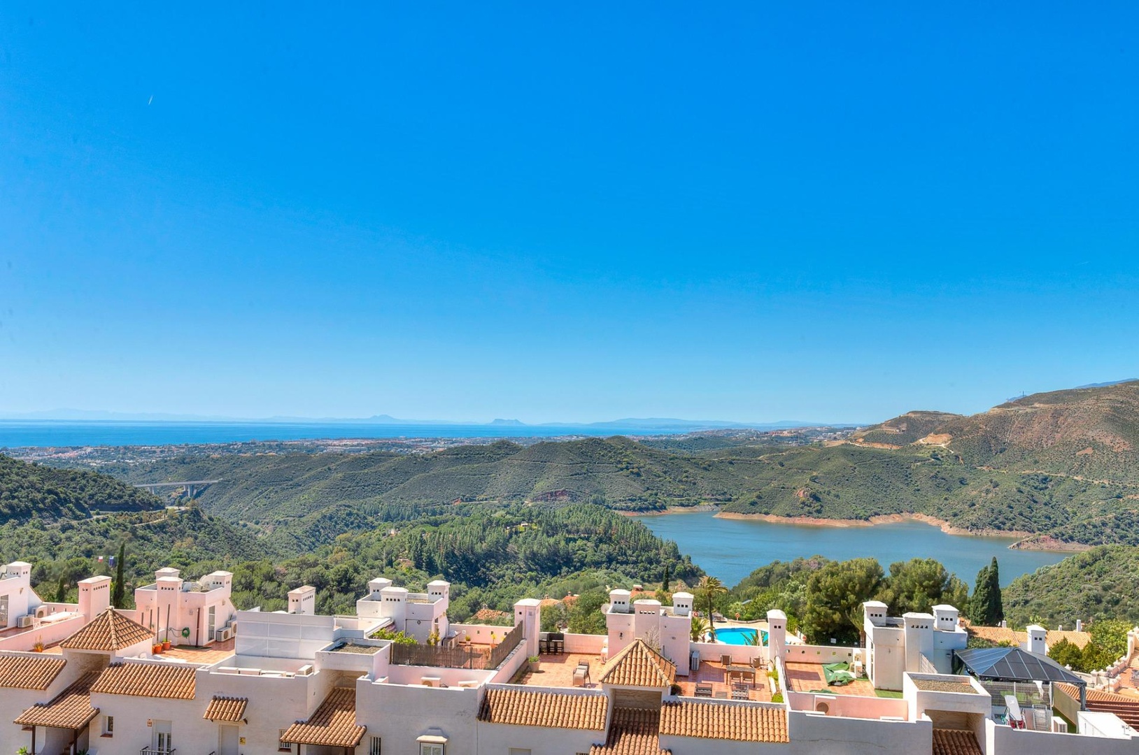 1 - venta apartamento vista al mar istan andalucía españa