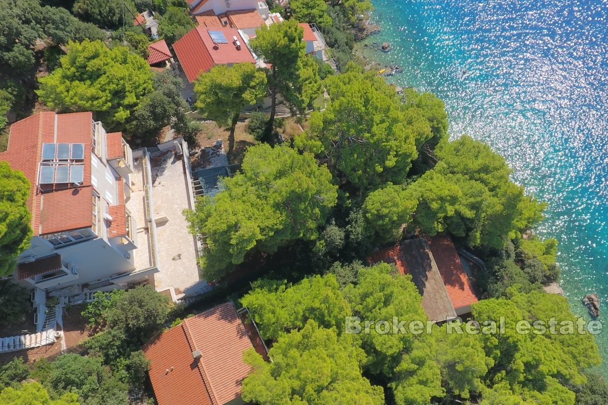 2 - venta casa frente al mar omiš split-dalmacia croacia
