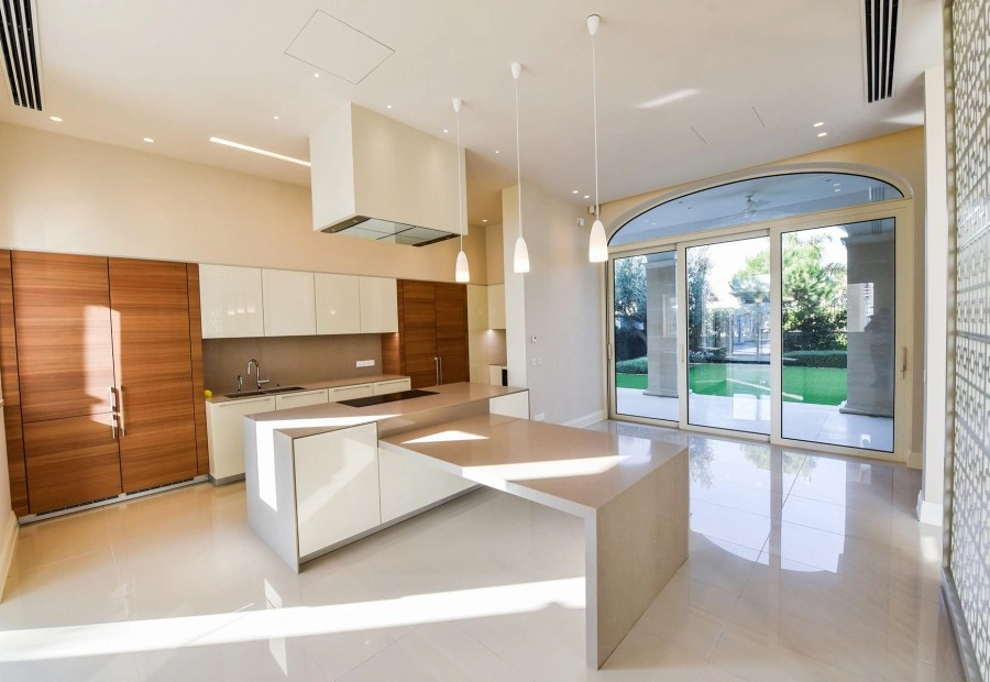 2 - venta villa frente al mar larnaca lárnaca chipre