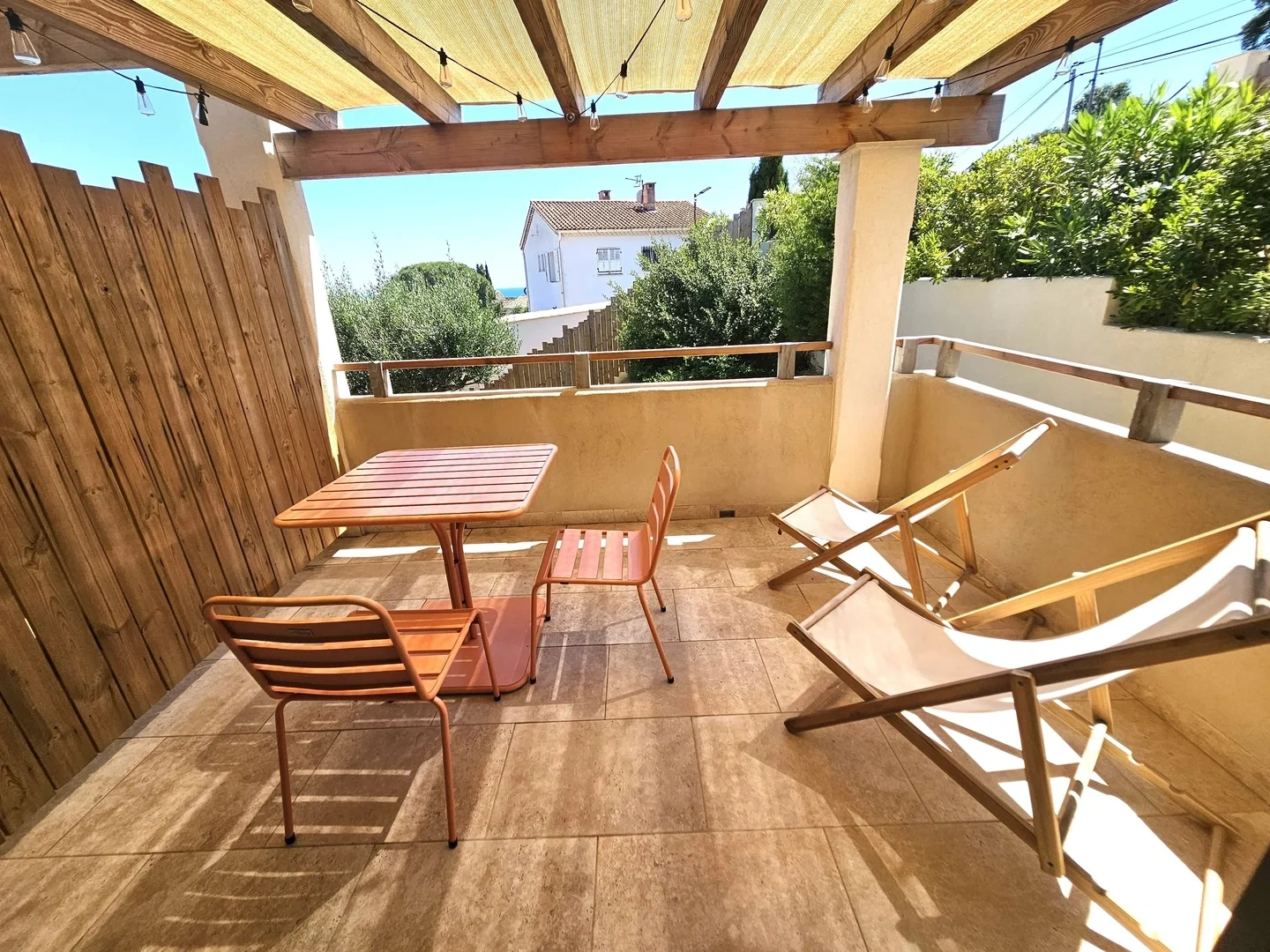 2 - sea view apartment for sale in les issambres var france