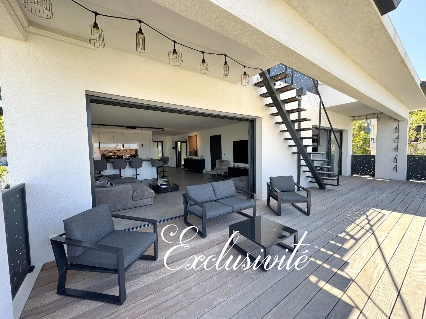 1 - sea view apartment for sale in six fours les plages var france