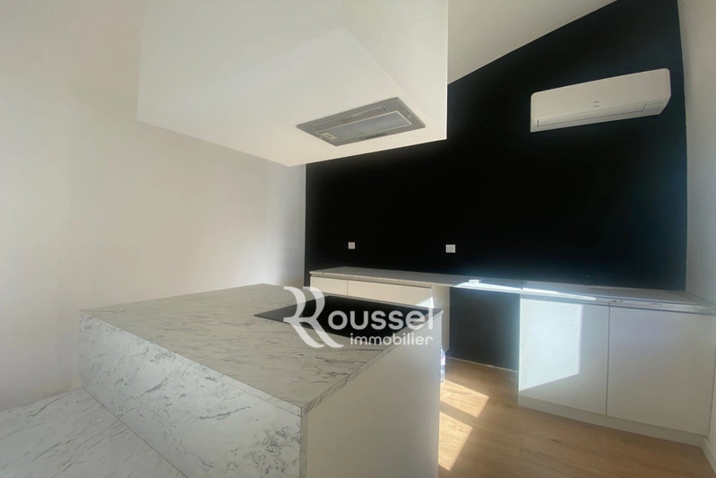 2 - venta casa poussan hérault francia