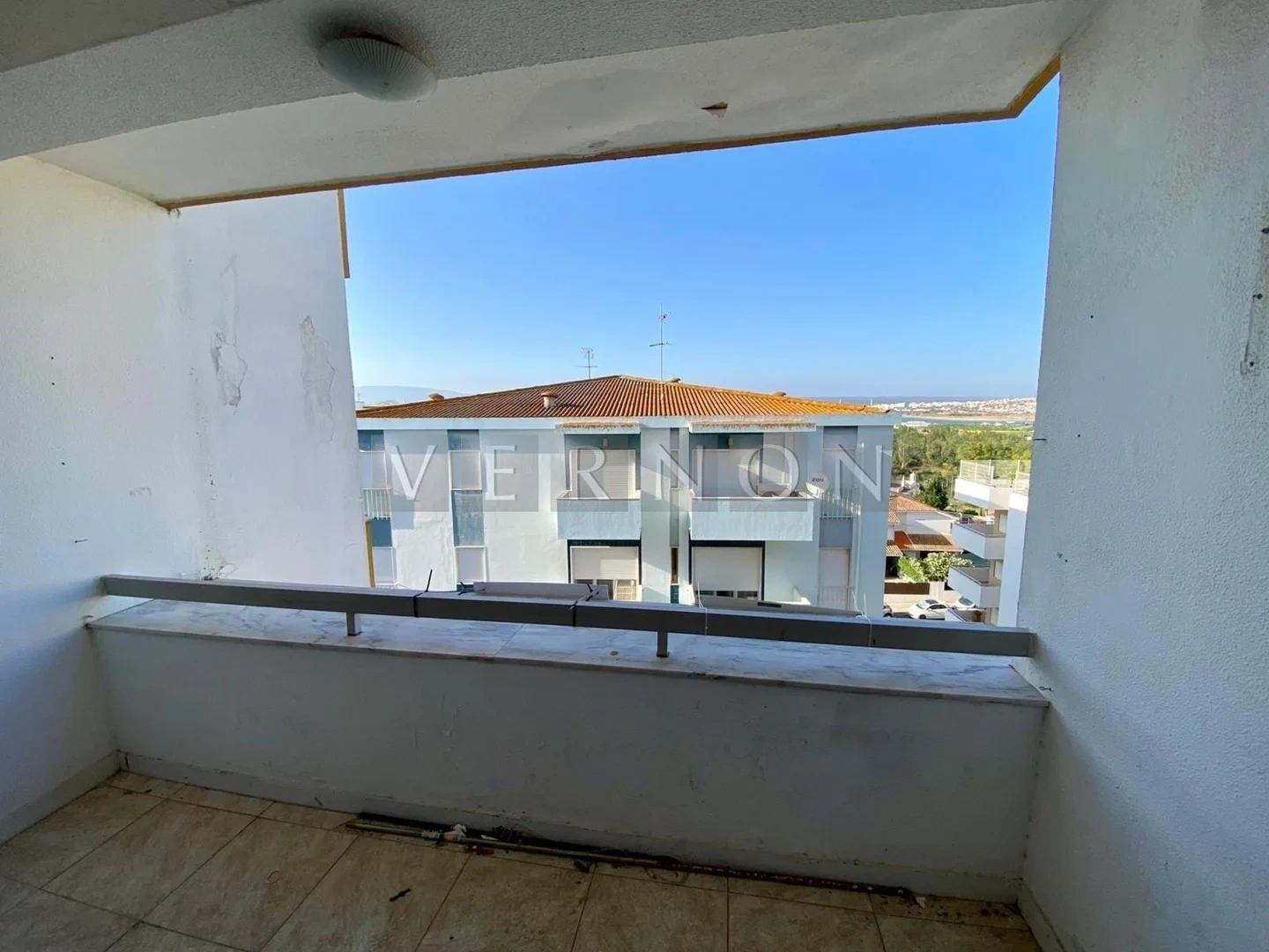 2 - venda apartamento frente ao mar portimão algarve portugal