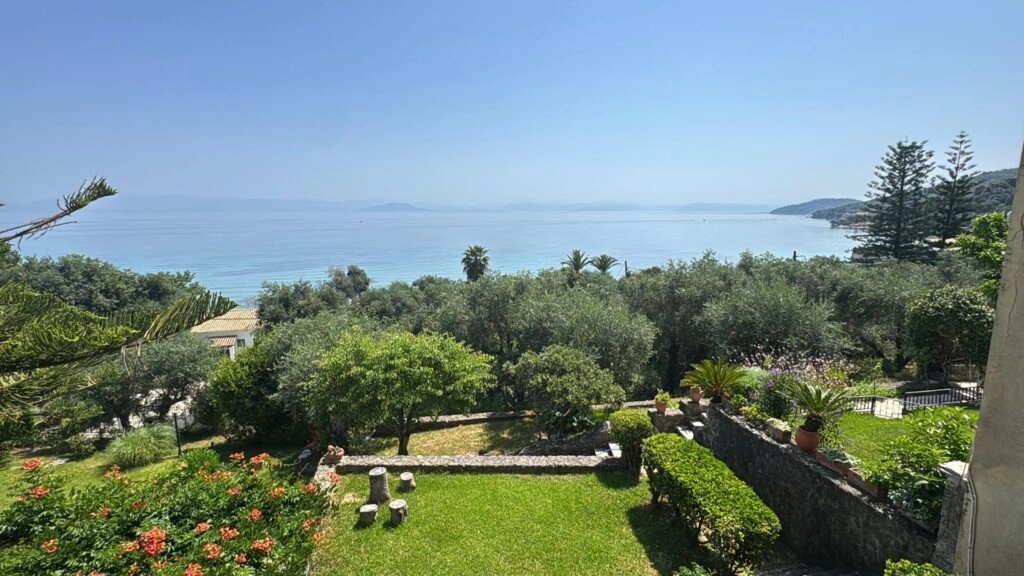 1 - vente appartement vue mer mesongí îles ioniennes grèce