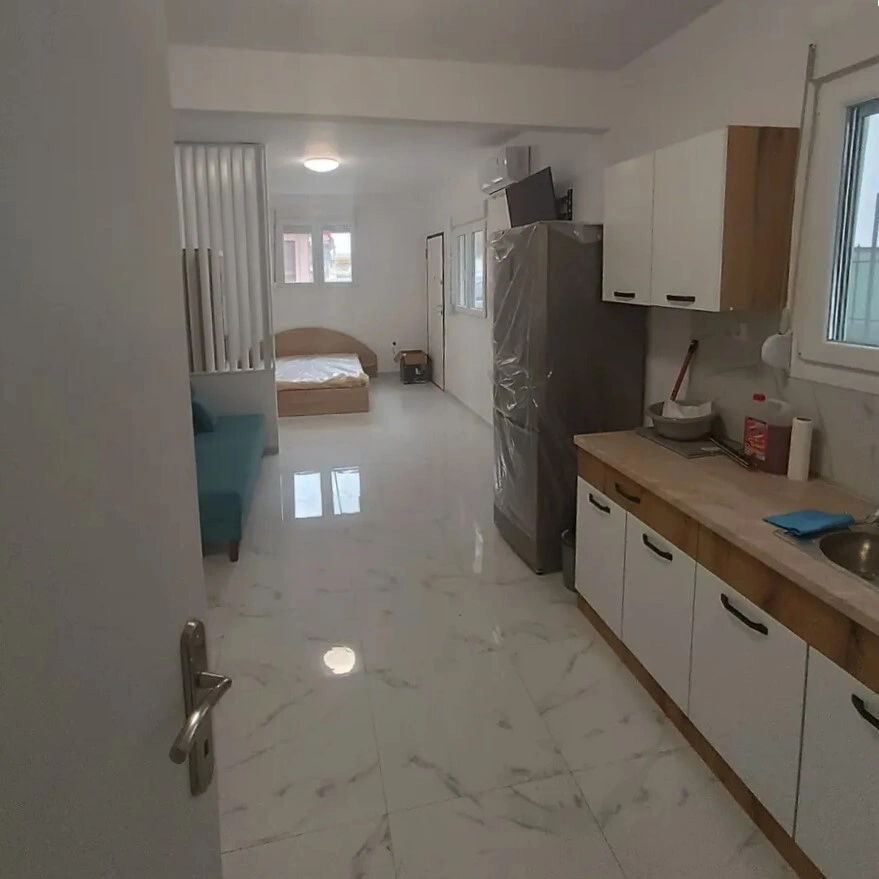 2 - venta apartamento a pie de playa ágioi theódoroi peloponeso grecia
