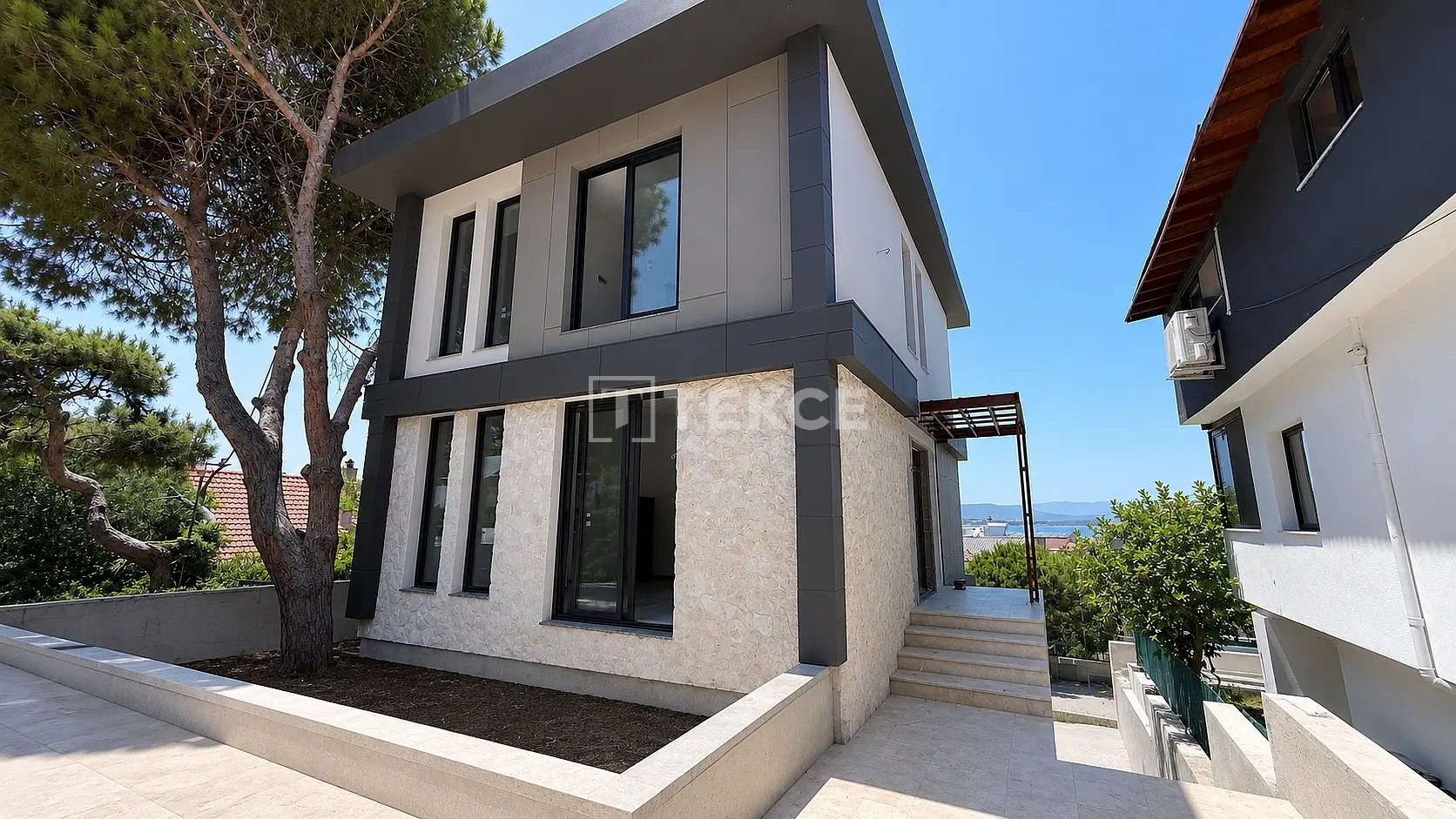 2 - vente maison pieds dans l'eau urla i̇zmir turquie