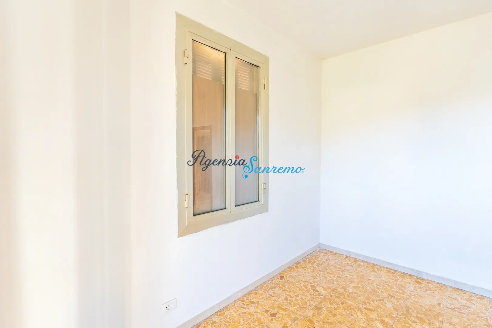 2 - verkauf wohnung meerblick sanremo ligurien italien