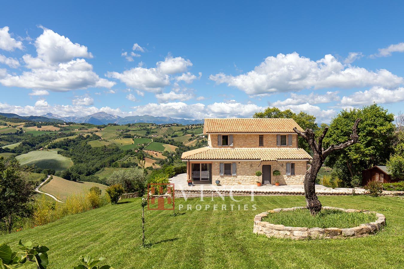 2 - vente maison monteleone di fermo marches italie