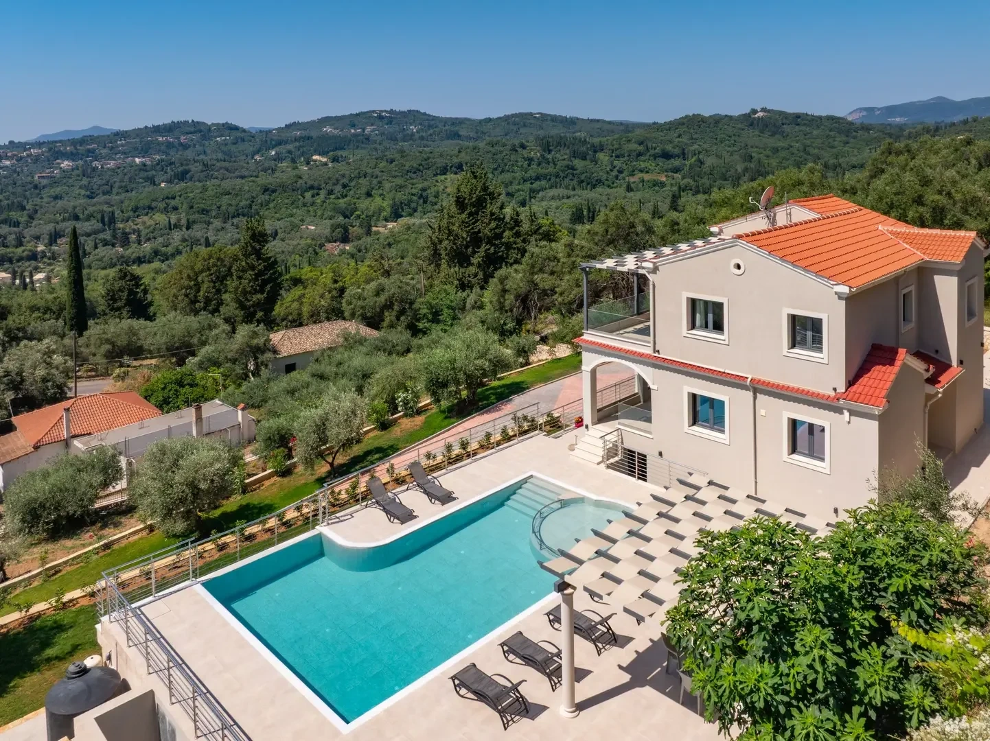 2 - vendita casa vista mare corfu isole ioniche grecia