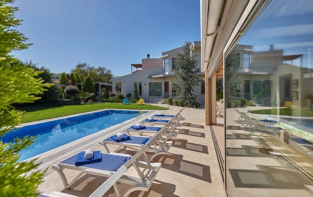 2 - vente maison goúrnes crète grèce