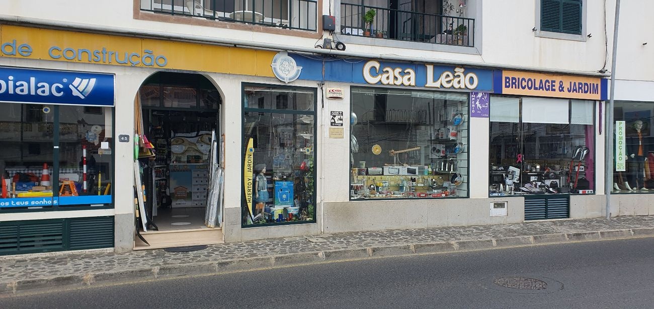 1 - vendita commercio porto santo madera portogallo