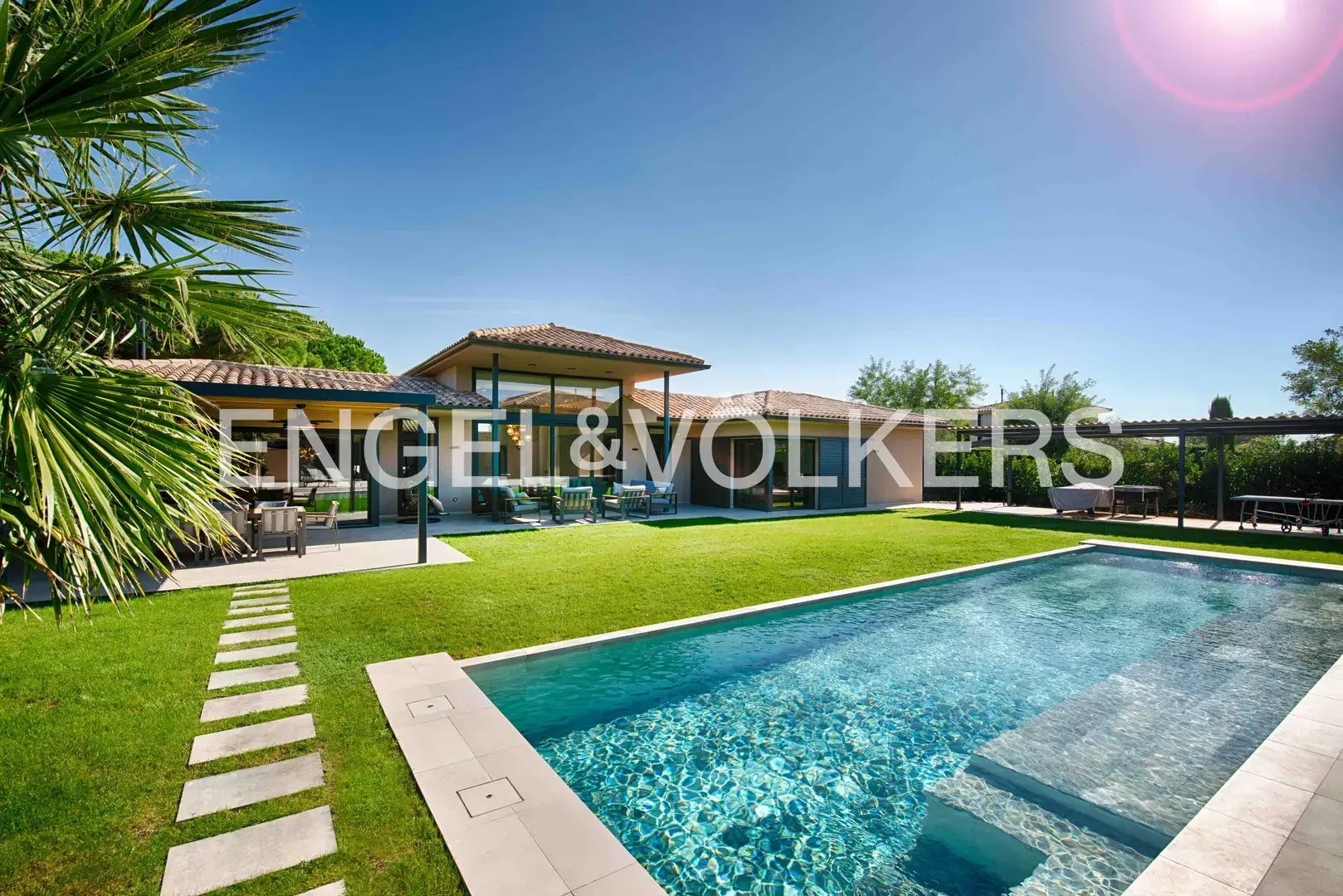 2 - venta casa navata cataluña españa