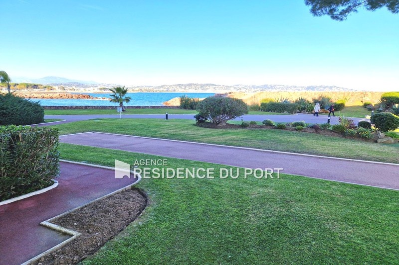 1 - waterfront apartment for sale in mandelieu-la-napoule alpes-maritimes france