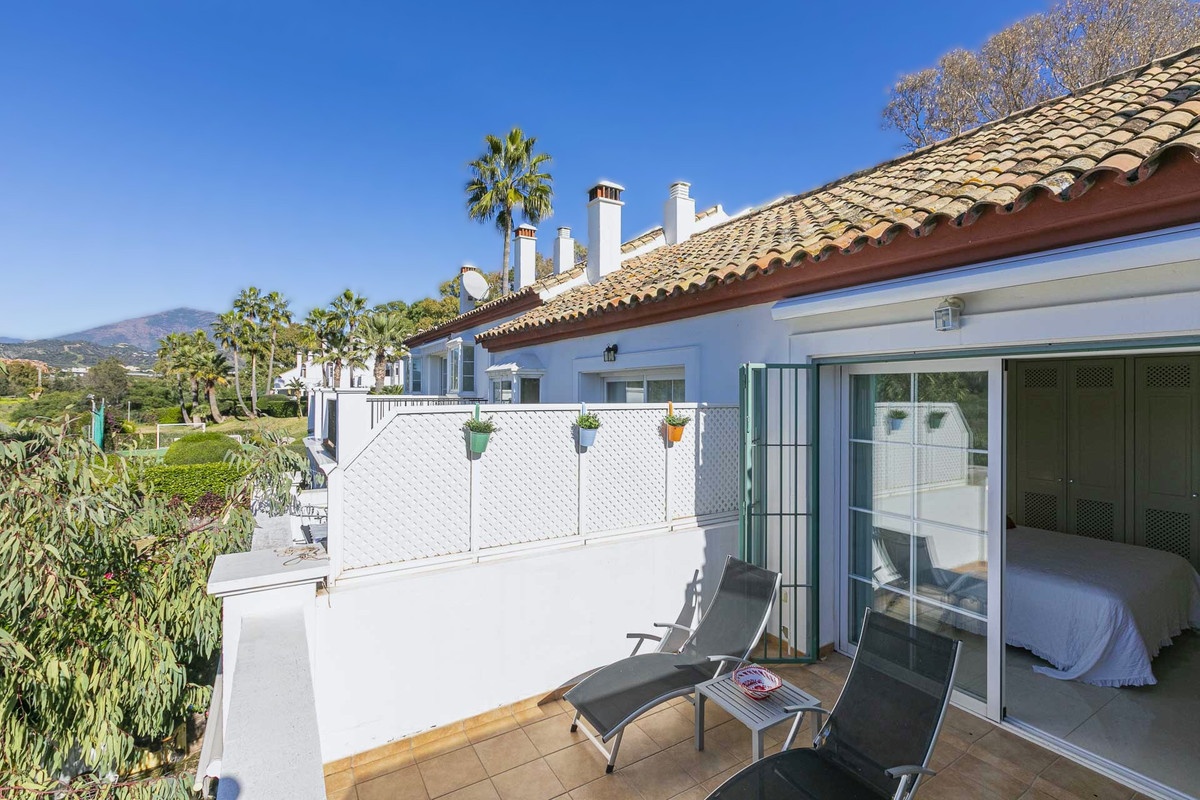 1 - house for sale in san pedro de alcántara andalusia spain