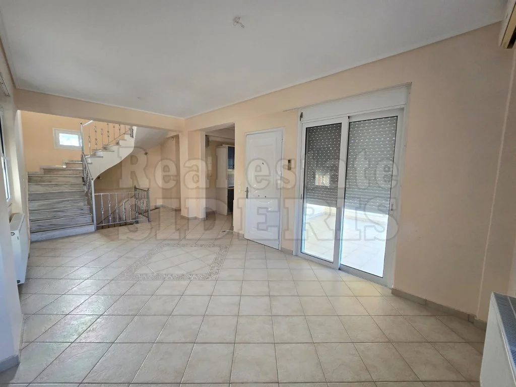 2 - vendita casa loutráki peloponneso grecia