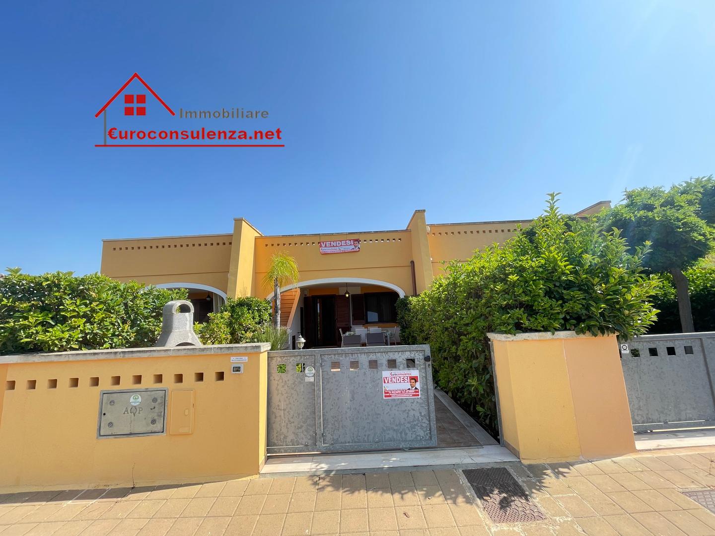 1 - beach walk house for sale in salve apulia italy