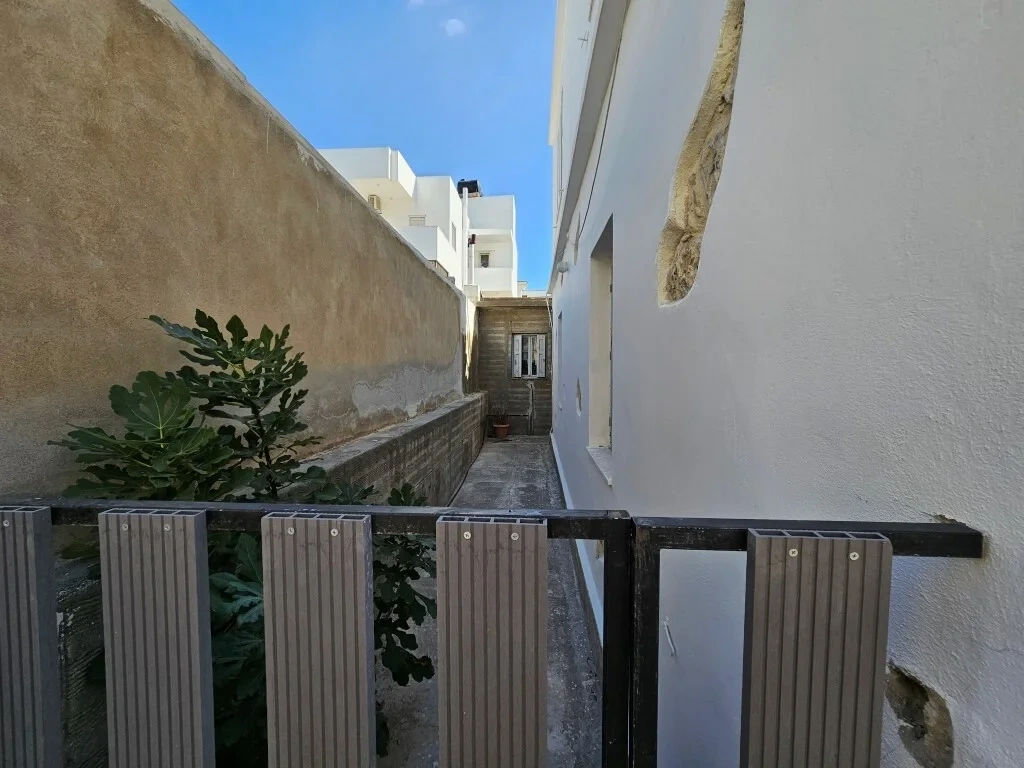 2 - venda casa a praia ao pé ierápetra creta grécia