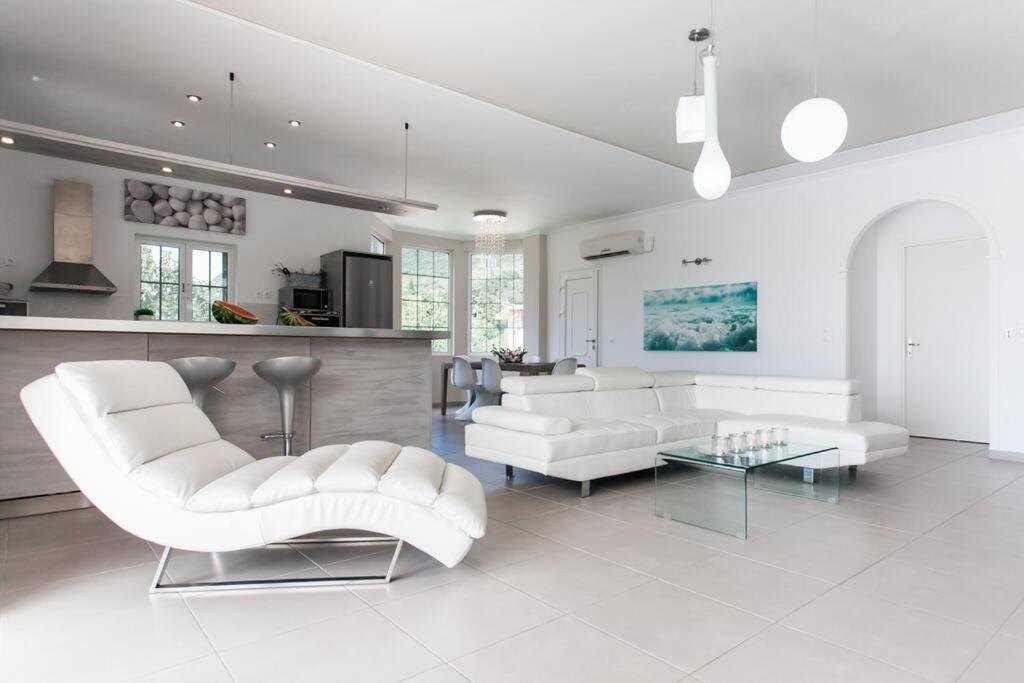 2 - waterfront house for sale in paramonas ionian islands greece