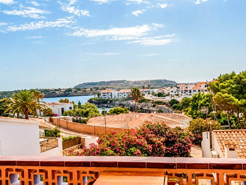 2 - vendita appartamento vista mare es castell minorca - isole baleari spagna
