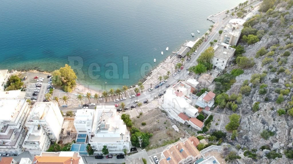 1 - vendita appartamento fronte mare loutráki peloponneso grecia