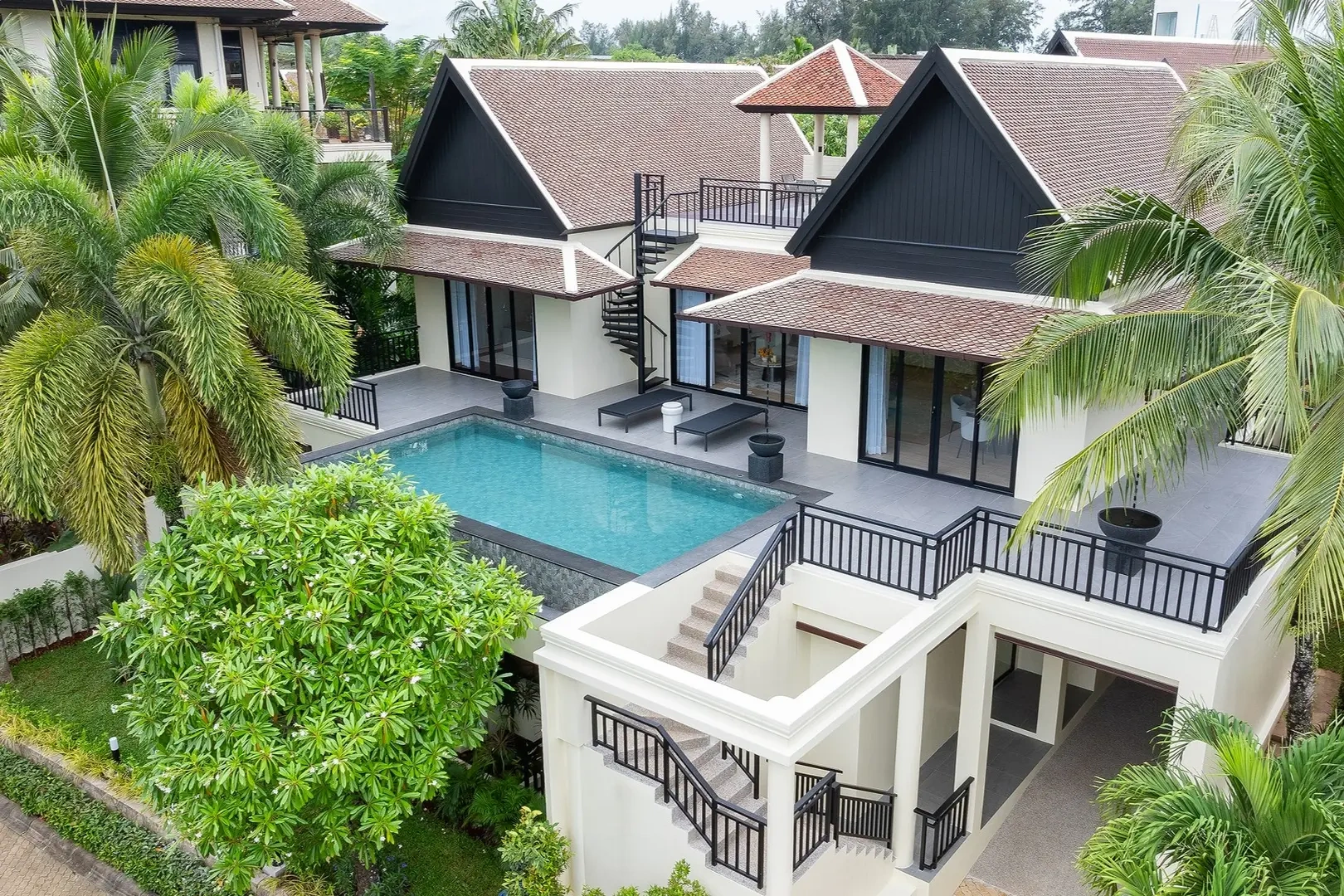 1 - vente maison pieds dans l'eau thalang phuket thaïlande