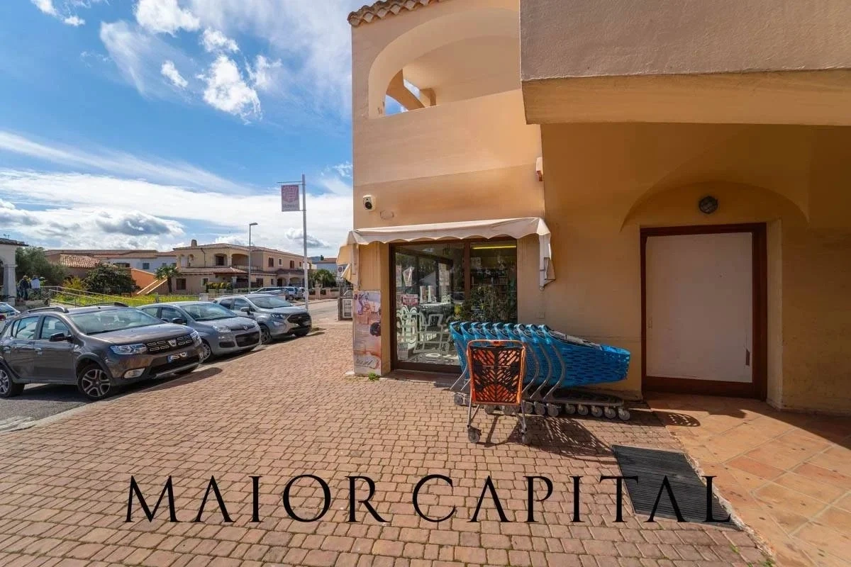 2 - venda espaço comercial budoni sardenha itália
