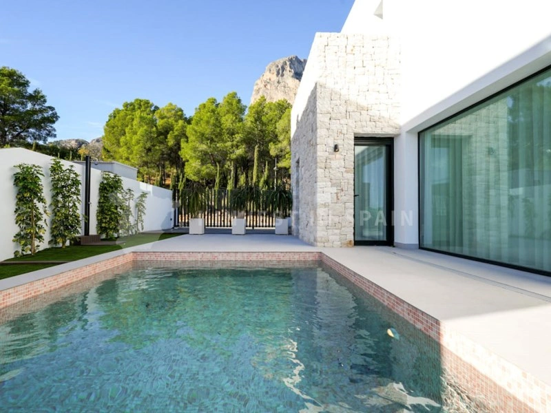 Casa con piscina