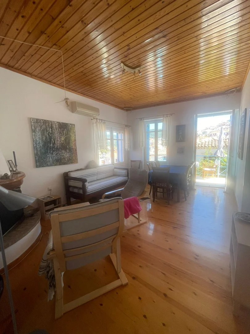 1 - venda apartamento vista de mar poros ática grécia