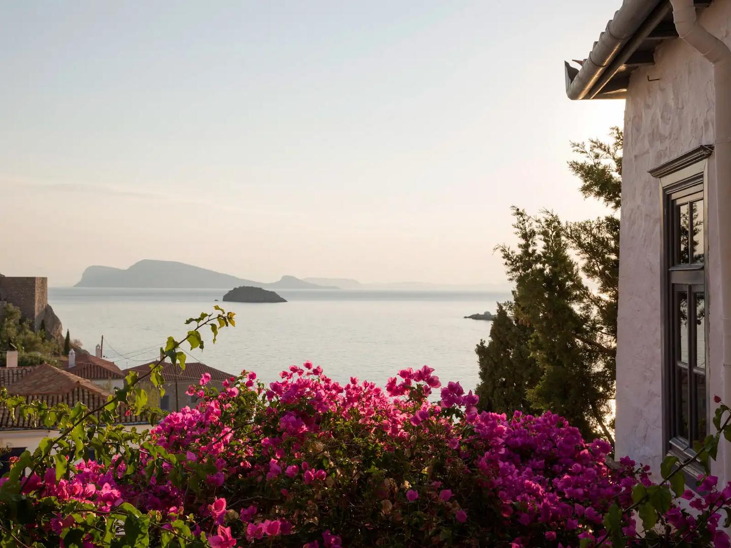 2 - sea view house for vacation rentals in hydra attica greece