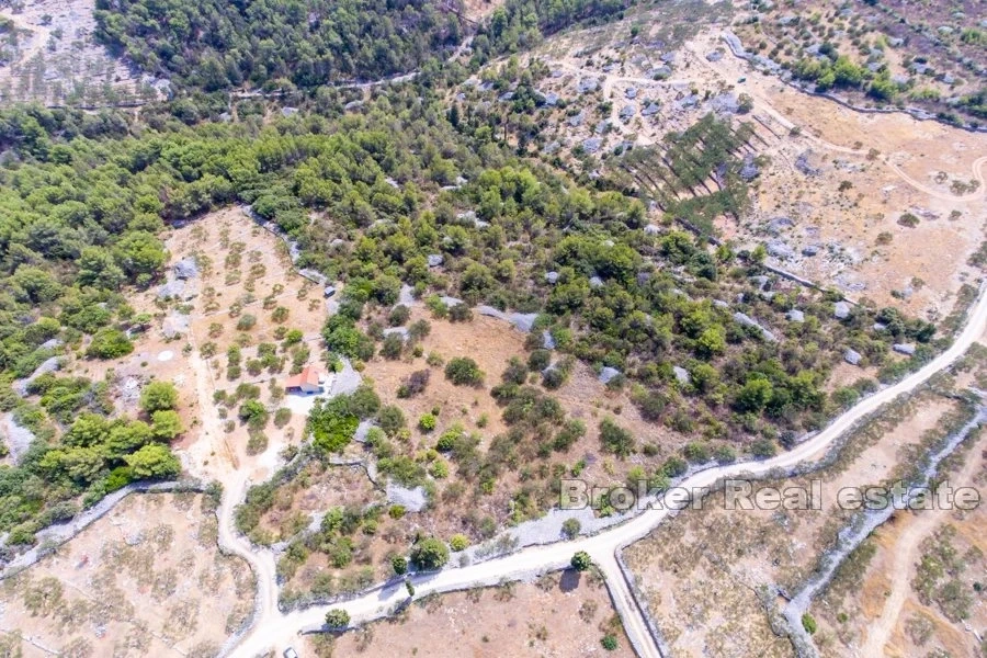 2 - vendita terreno spiaggia a piedi brač spalatino-dalmata croazia