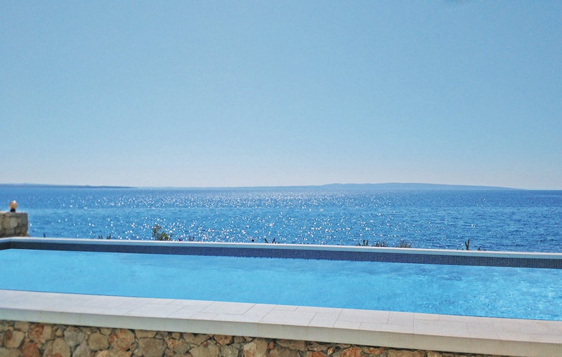 Casa vista al mar con 8 dormitorios