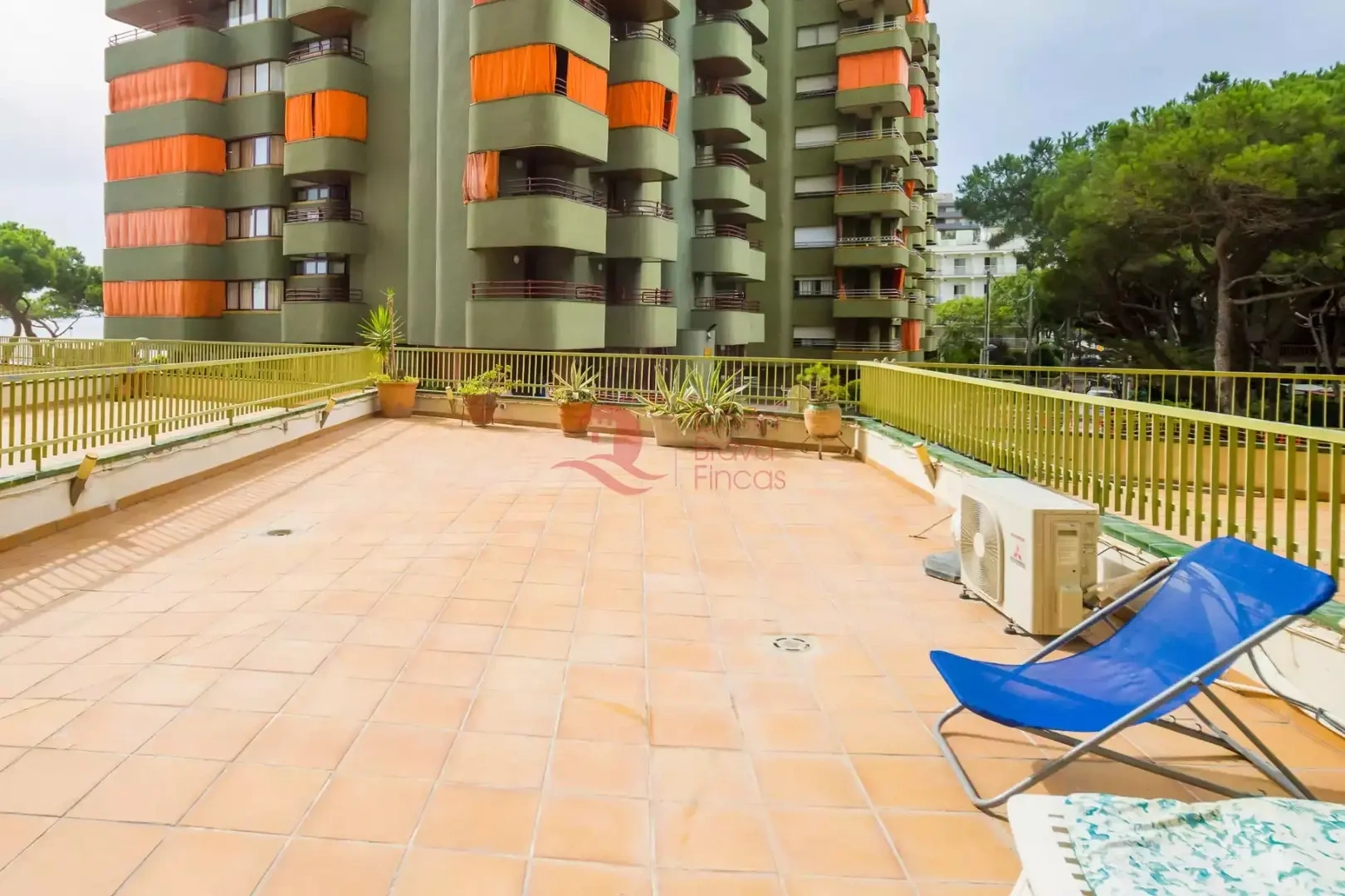 1 - verkoop appartement uitzicht op zee platja d'aro catalonia spanje