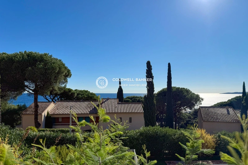 1 - verkoop appartement uitzicht op zee sainte-maxime var frankrijk