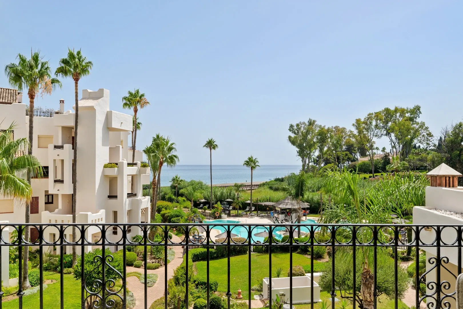 2 - продажа квартира ноги в воде estepona - costa del sol андалусия испания