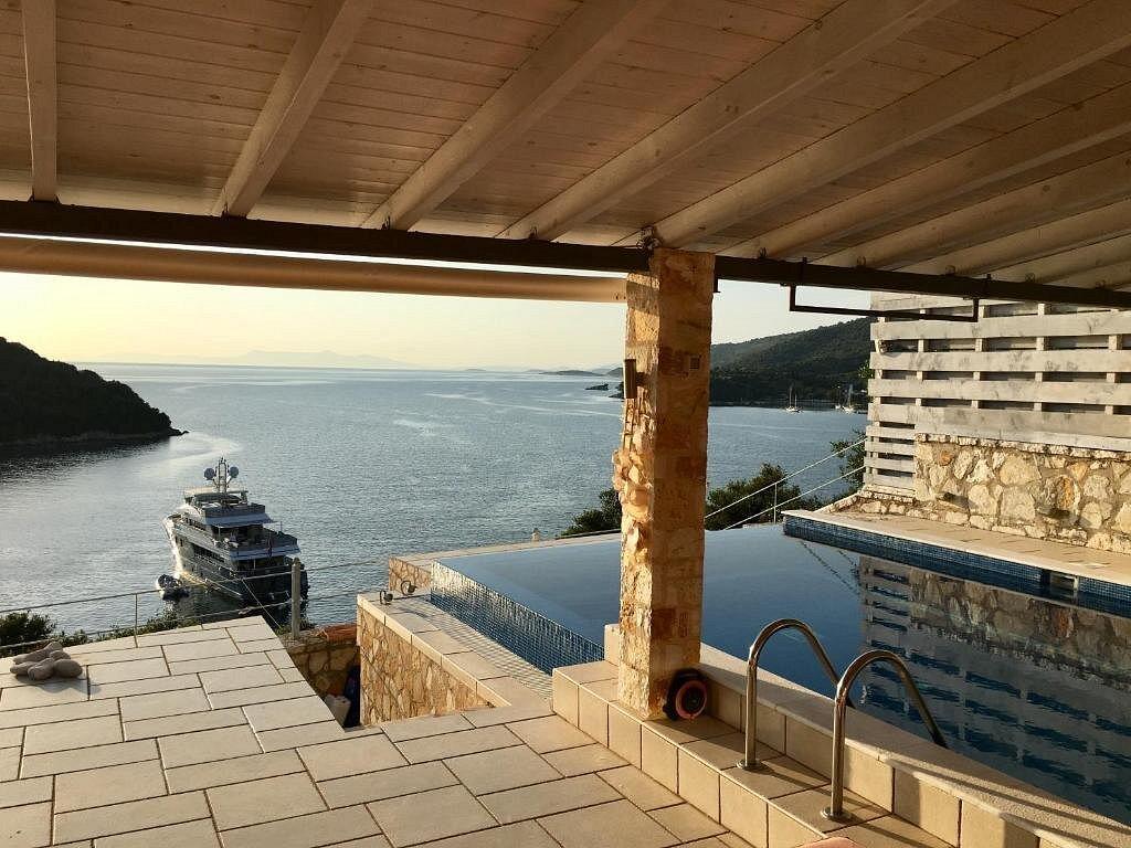 2 - waterfront house for sale in sívota ionian islands greece