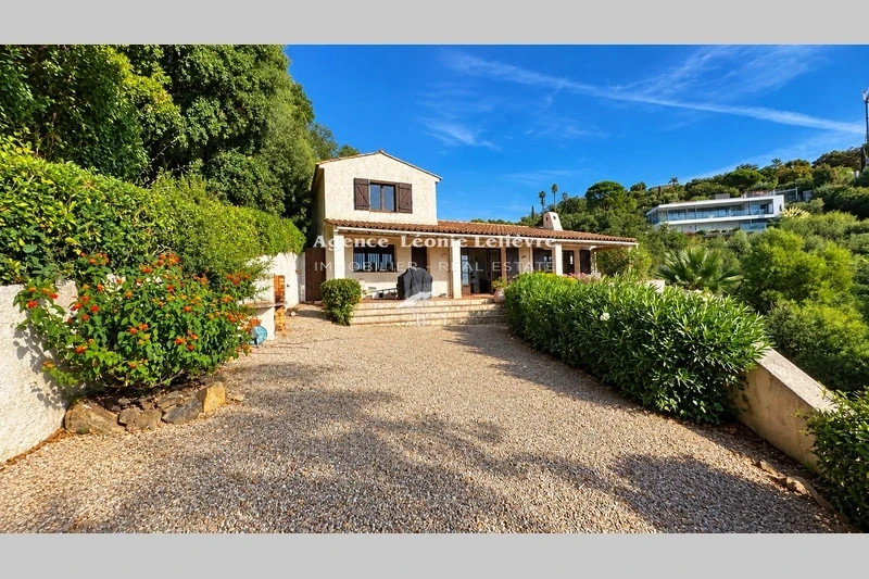2 - vente maison vue mer sainte-maxime var france