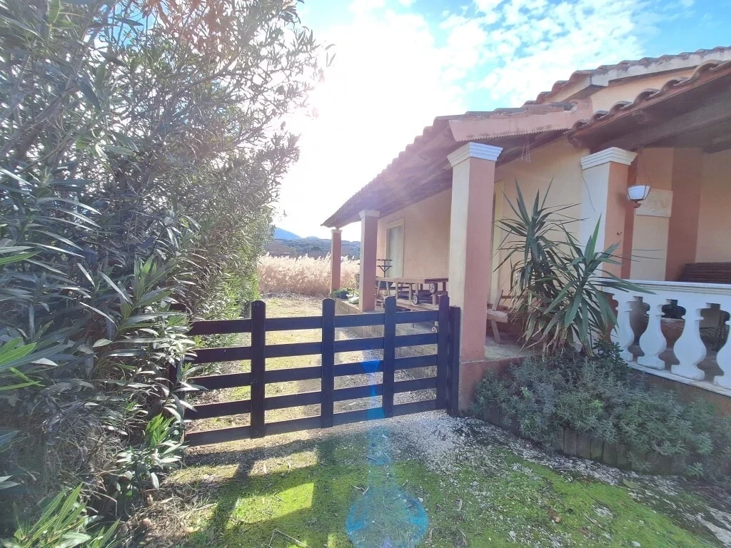 1 - vendita casa vista mare ágios stéfanos isole ioniche grecia