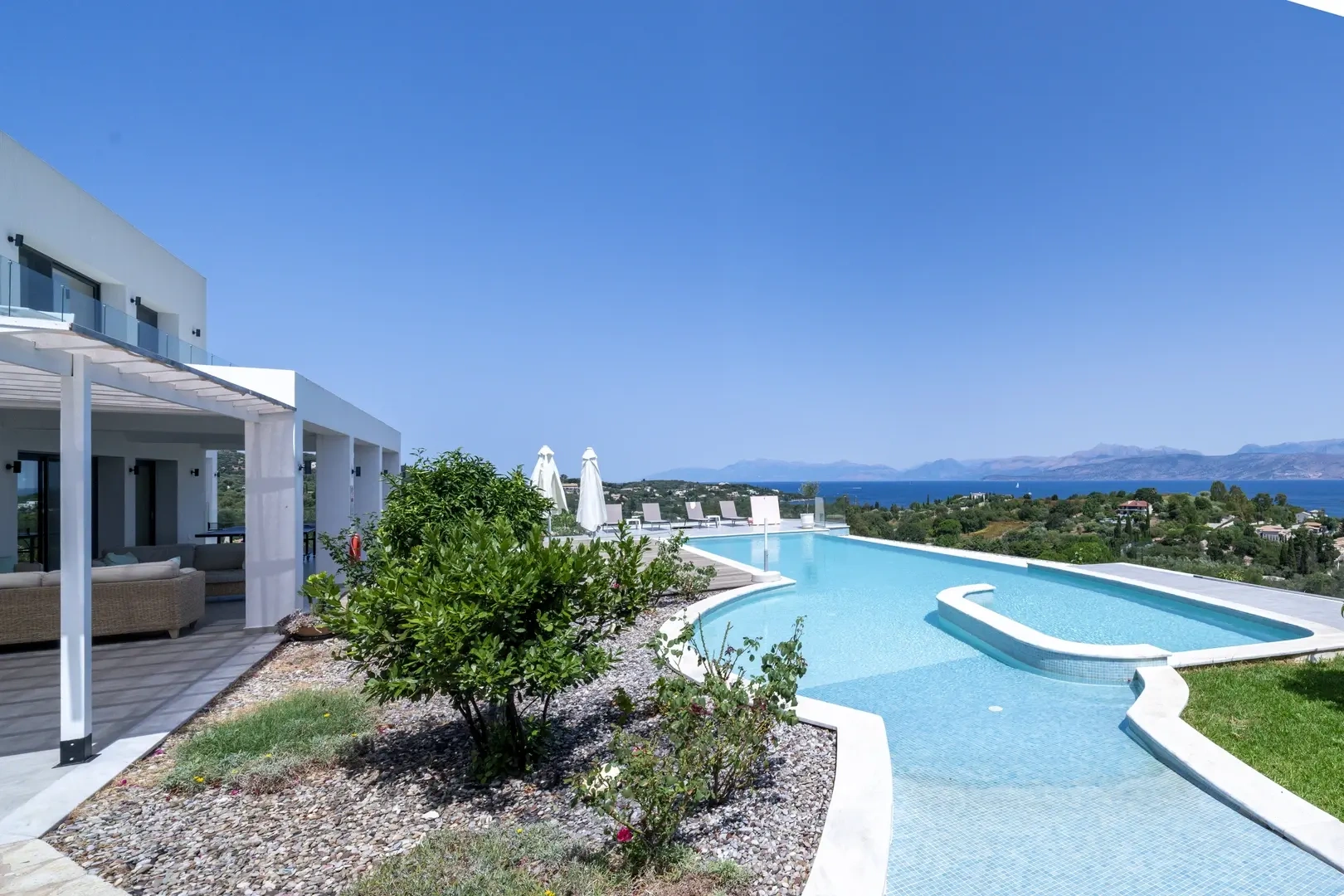 1 - vente villa vue mer corfu îles ioniennes grèce