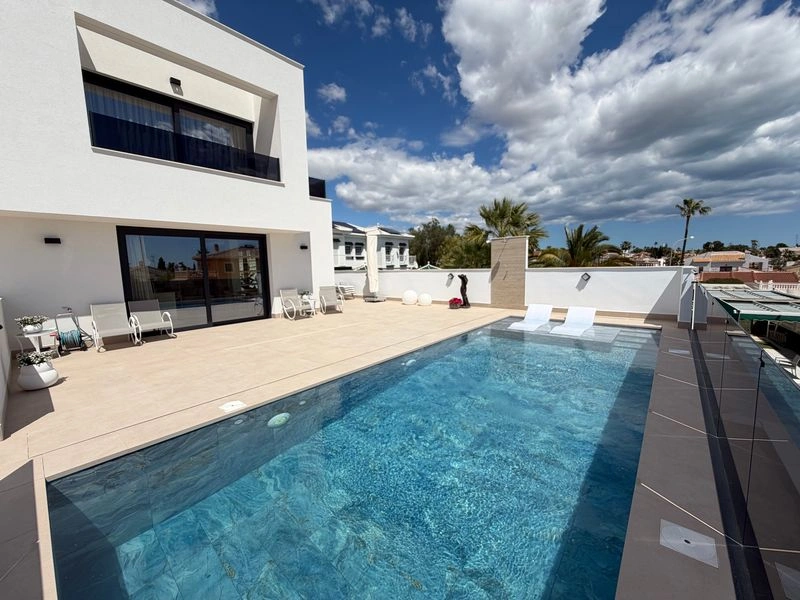 2 - house for sale in rojales valencian community spain