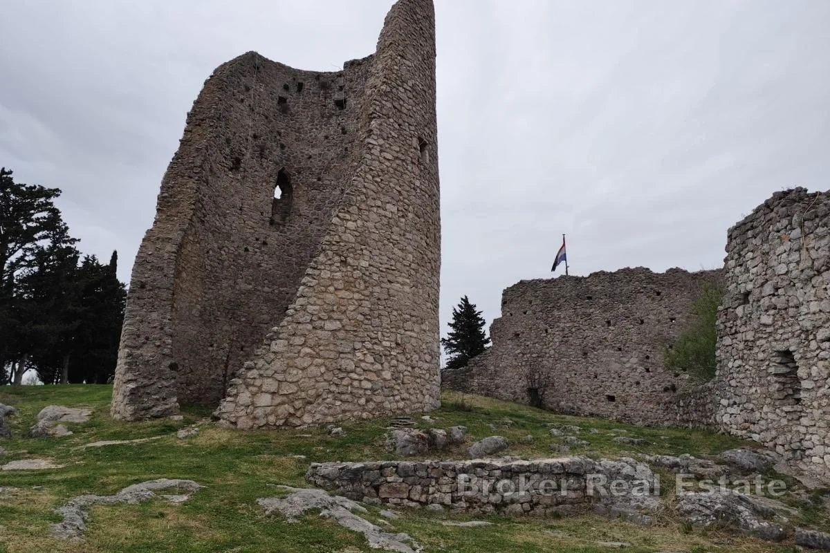 1 - venta comercio drniš šibenik-knin croacia