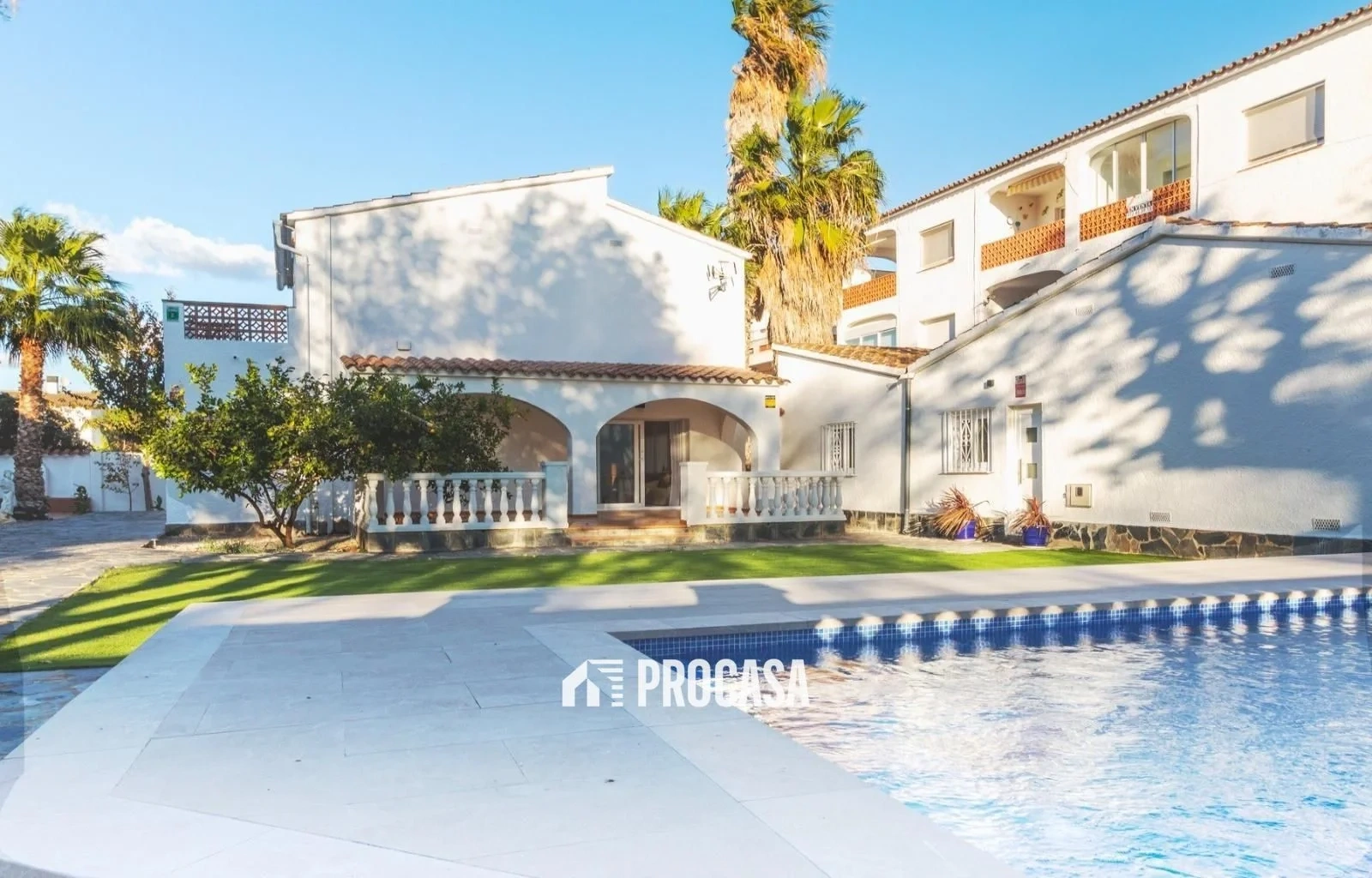 2 - venda apartamento empuriabrava catalunha espanha