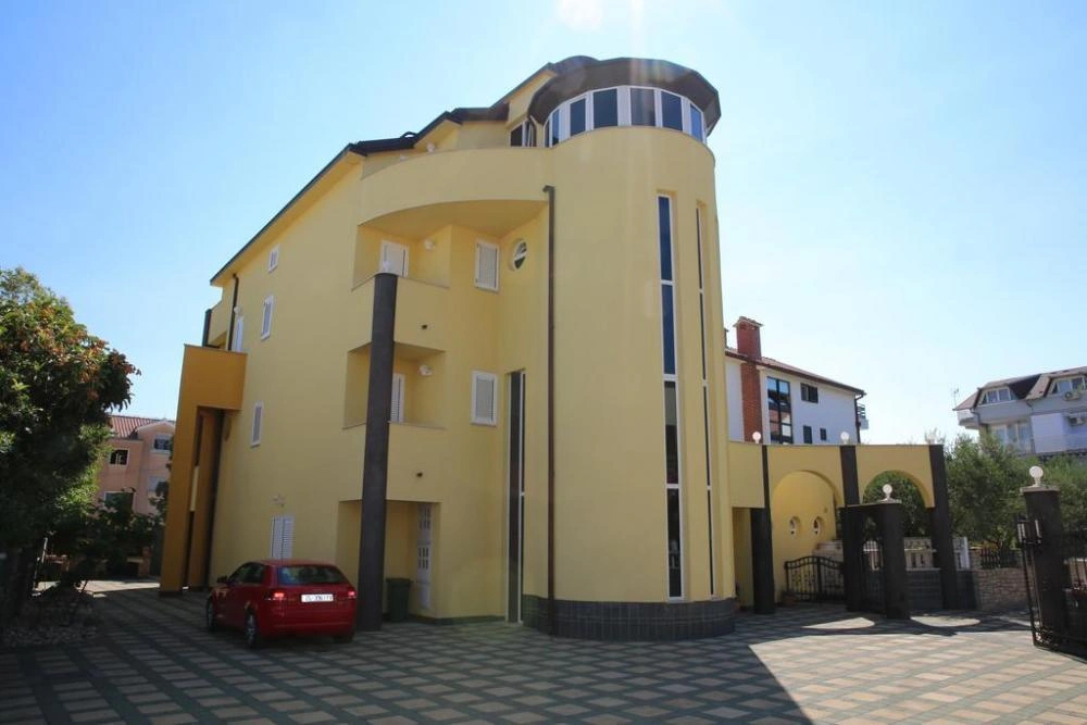 2 - business for sale in vodice šibenik-knin croatia