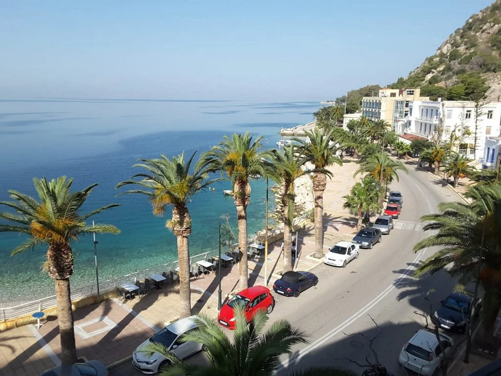 1 - venda apartamento frente ao mar loutráki peloponeso grécia