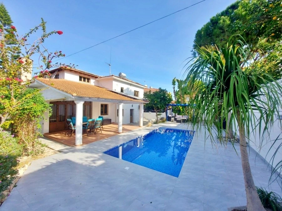 1 - verkauf villa larnaca larnaca zypern