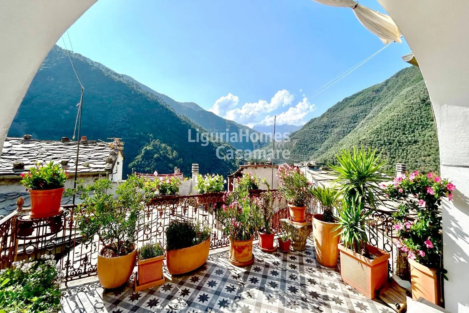 1 - vente maison montalto carpasio ligurie italie