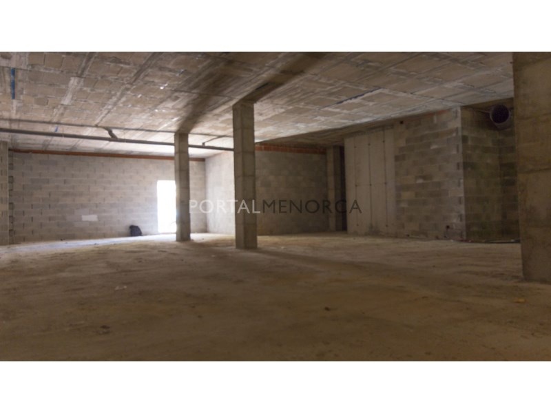 2 - venda espaço comercial mao minorca-ilhas baleares espanha