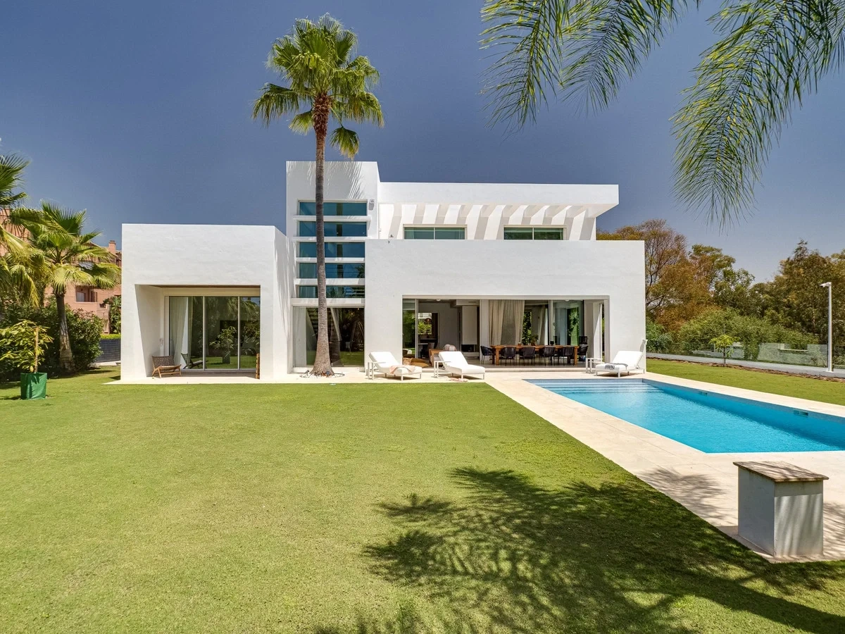 2 - venta casa a pie de playa estepona - costa del sol andalucía españa