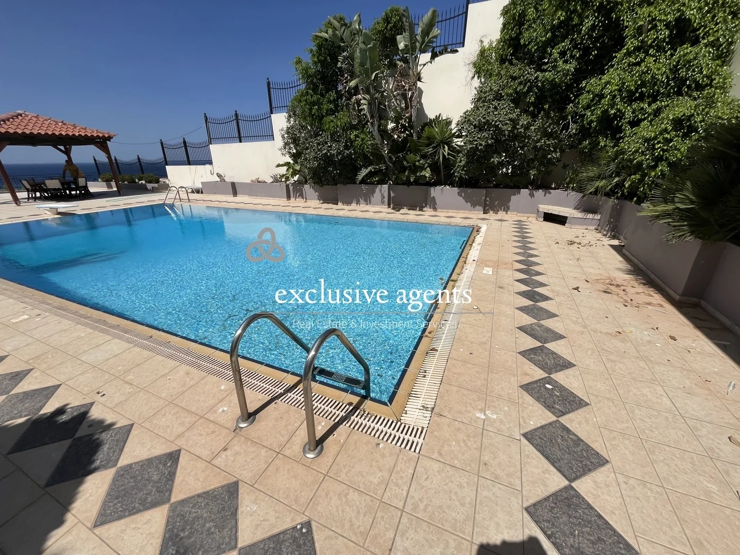 2 - vente maison vue mer anavissos attique grèce