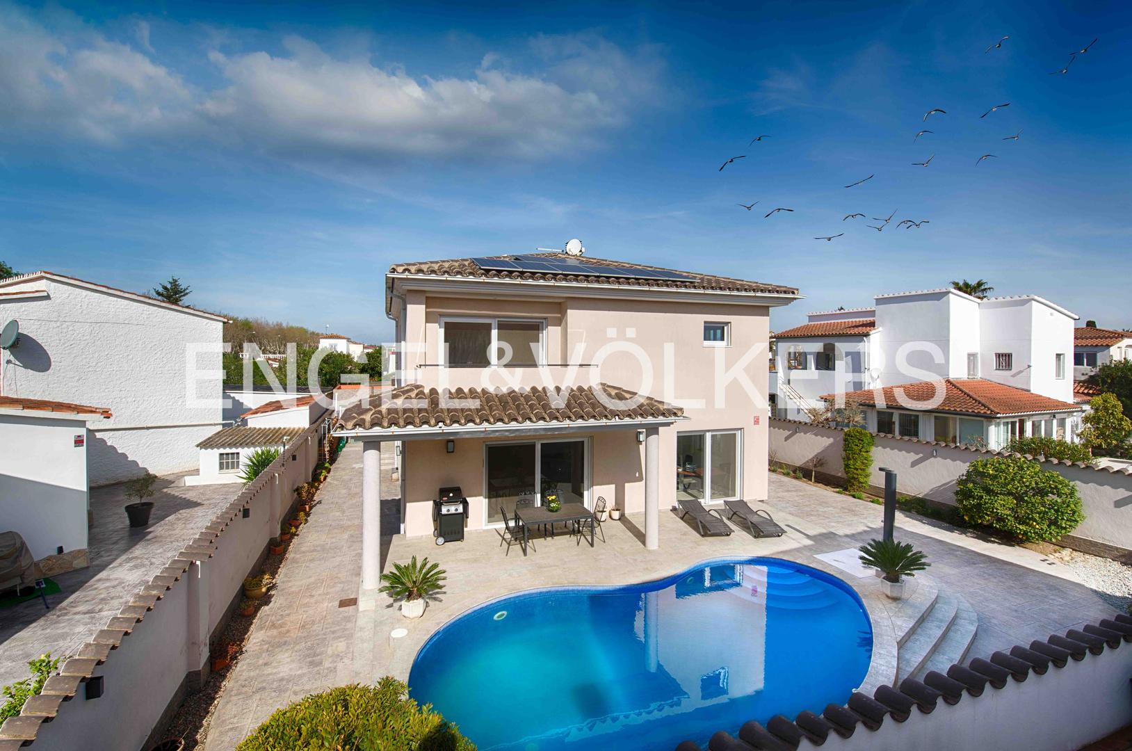 1 - продажа дом empuriabrava - costa brava каталония испания